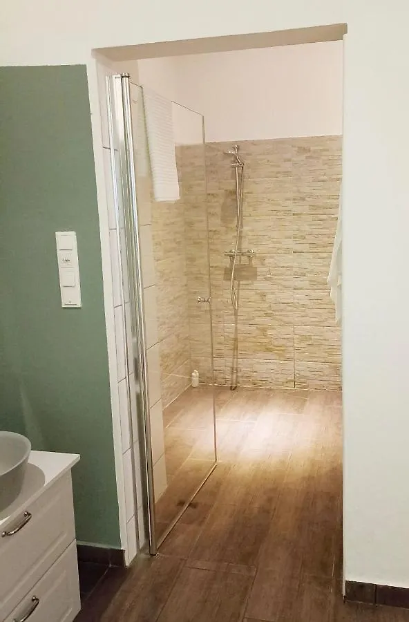 3 Bedrooms With Ensuite Bathrooms ウィーン アパート